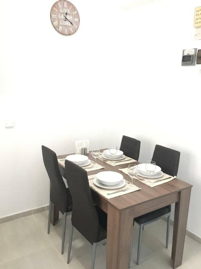 Larnaca Beach Apartment 44 外观 照片